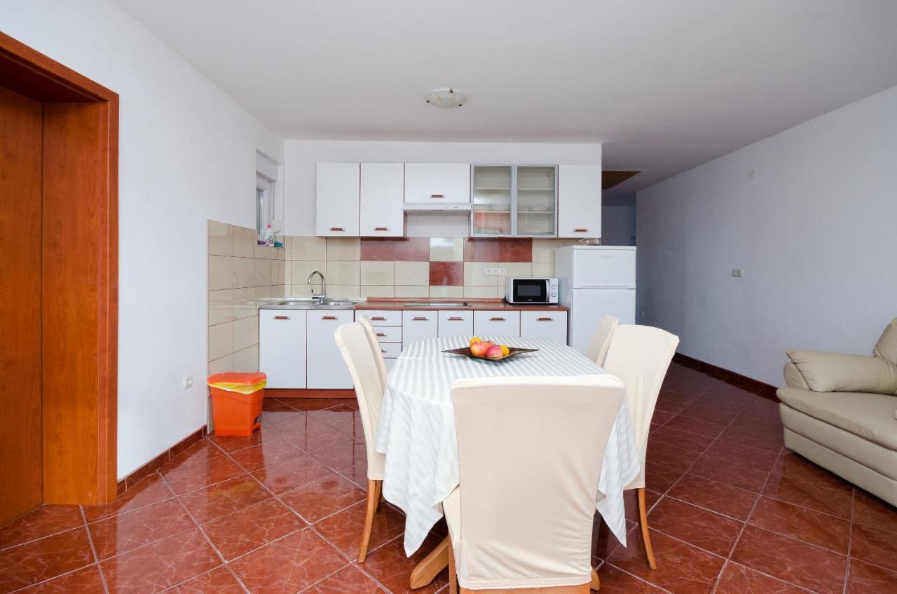 Apartments Pela Lopar Luaran gambar