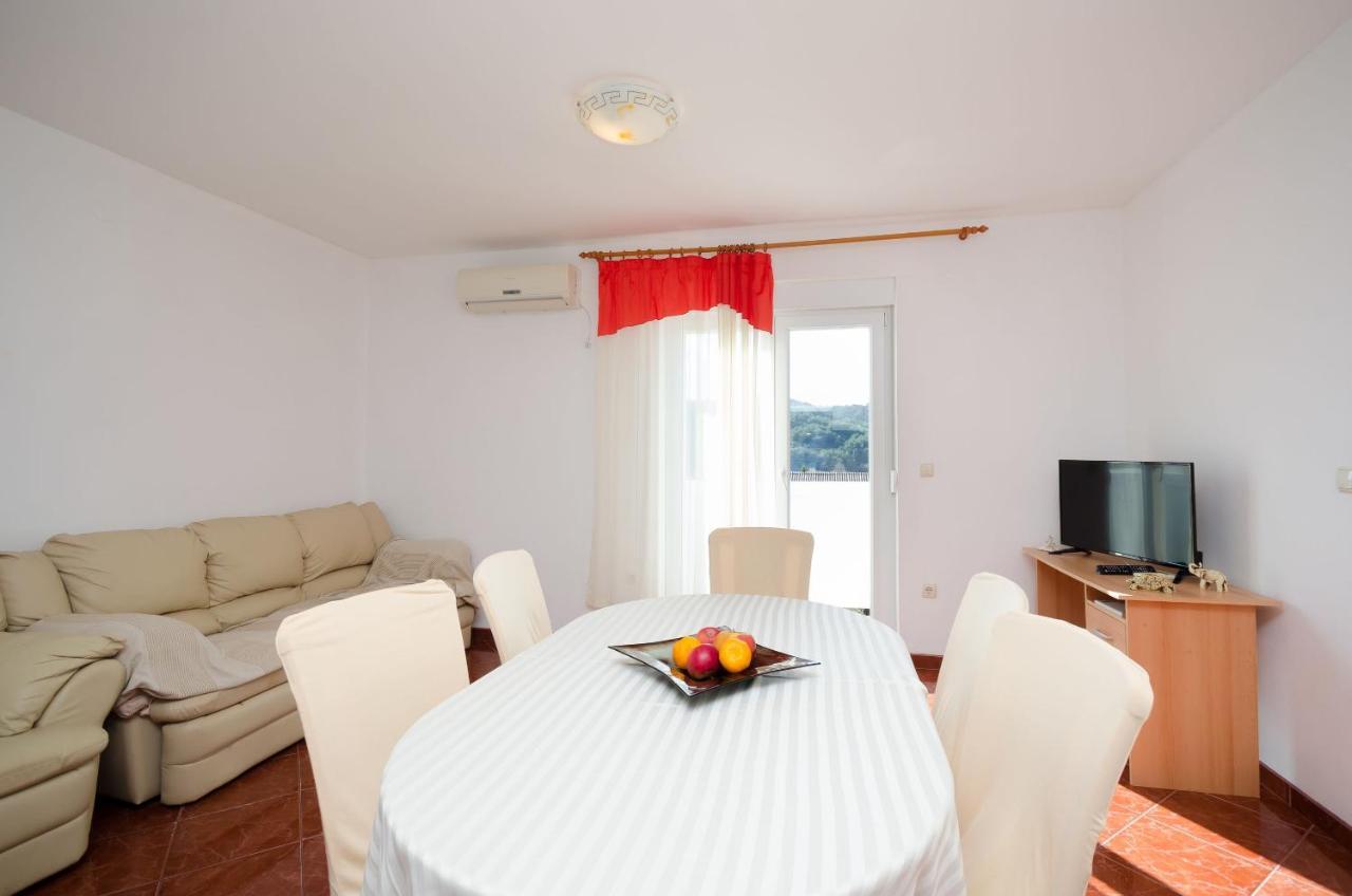 Apartments Pela Lopar Luaran gambar