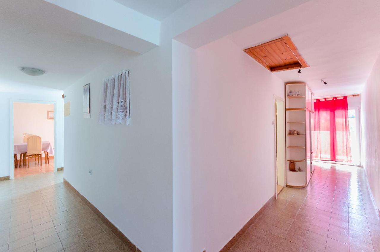 Apartments Pela Lopar Luaran gambar